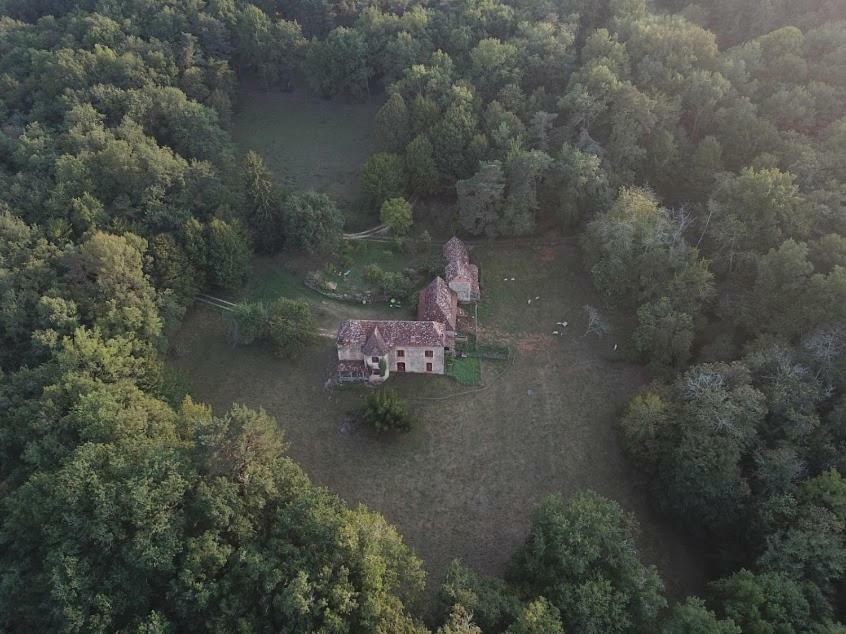 Touvent Maison Au Milieu Des Bois Savignac-de-Miremont 外观 照片