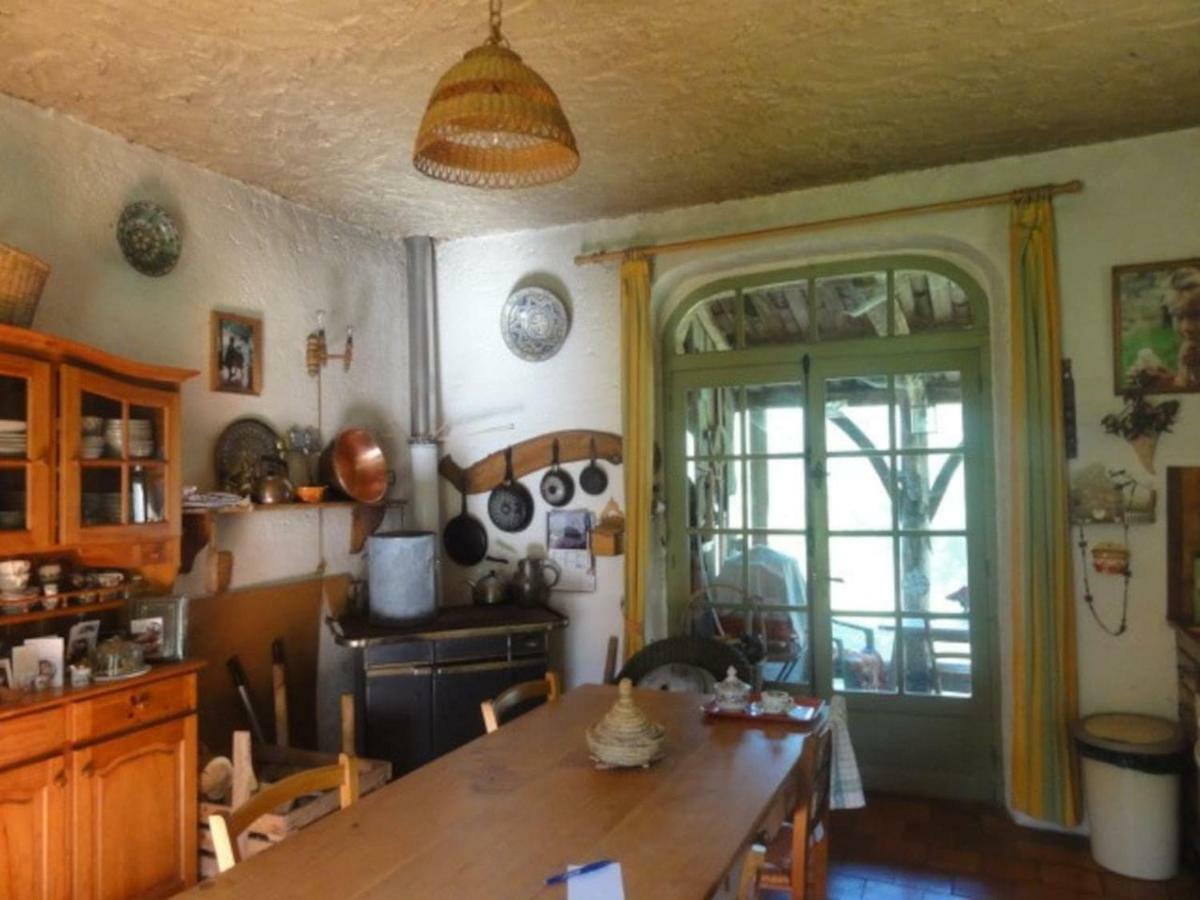 Touvent Maison Au Milieu Des Bois Savignac-de-Miremont 外观 照片